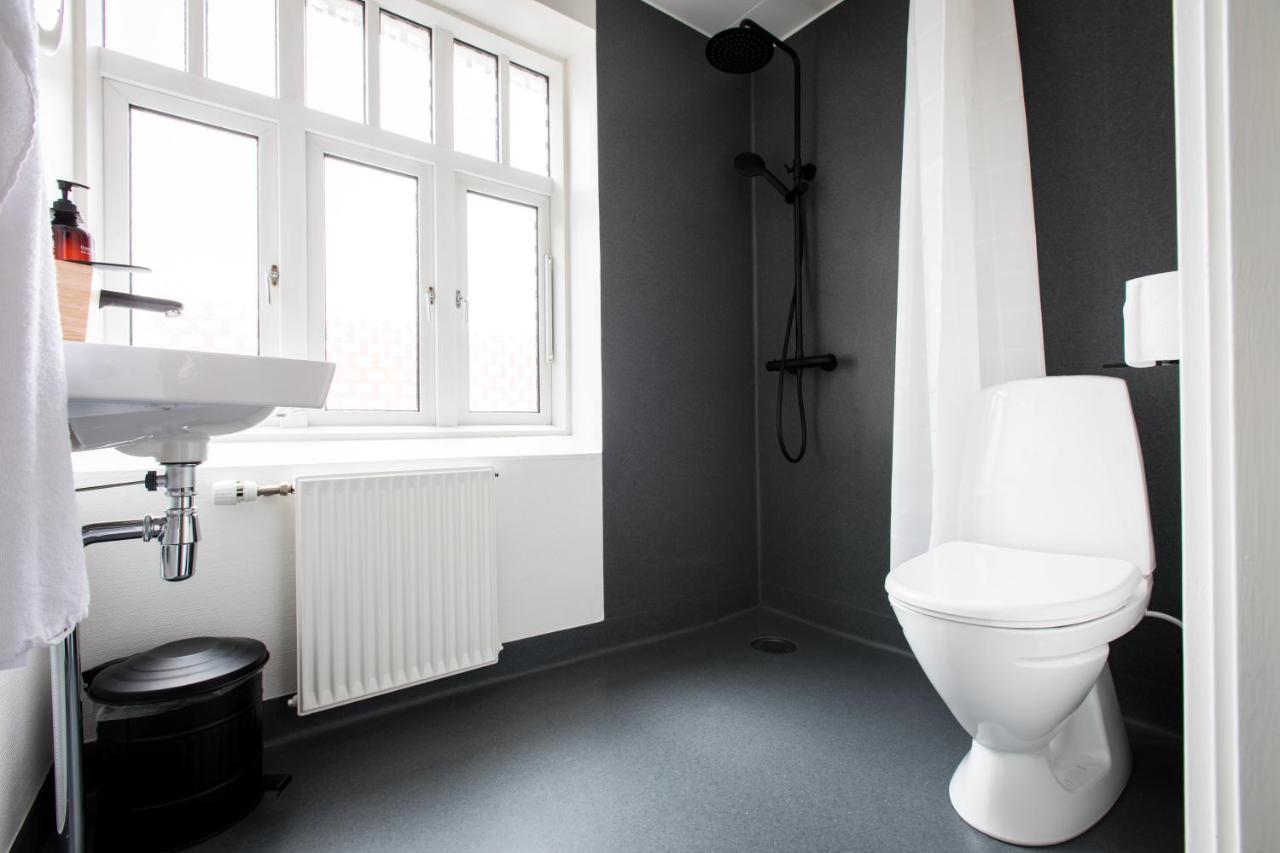 Diagonalkroen Give Exteriér fotografie
